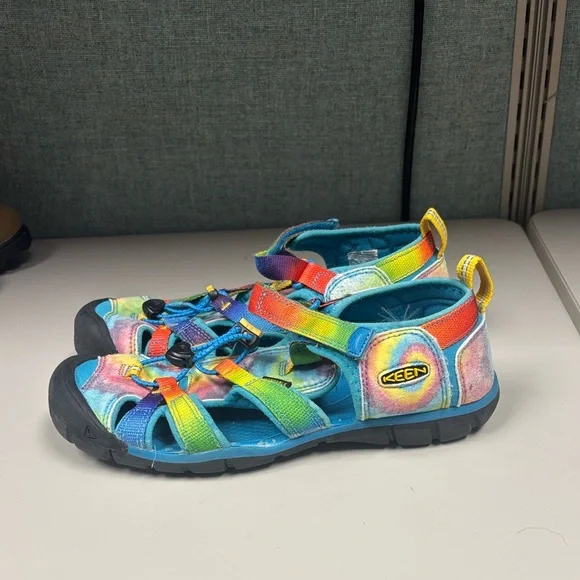 Vibrant KEEN® Big Kids Size 6 Seacamp II CNX in Vivid Blue/Original Tie Dye, GUC - Picture 2 of 14